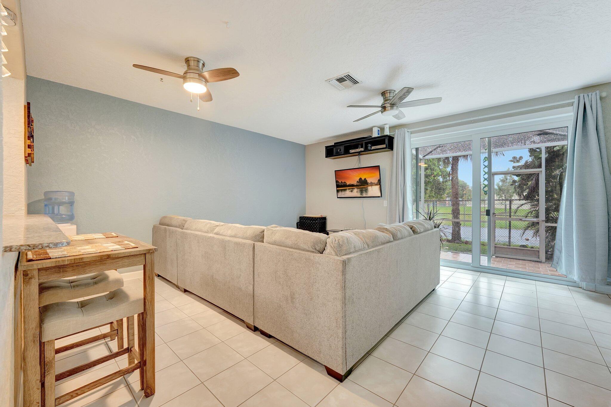 5560 NW 90th Terrace