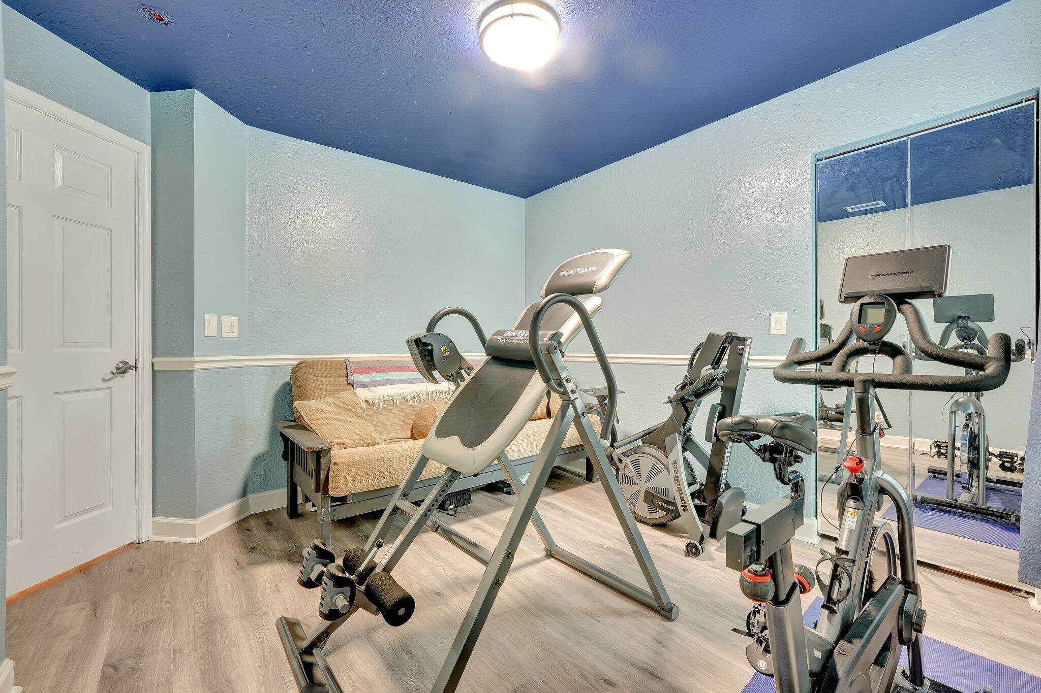 5560 NW 90th Terrace