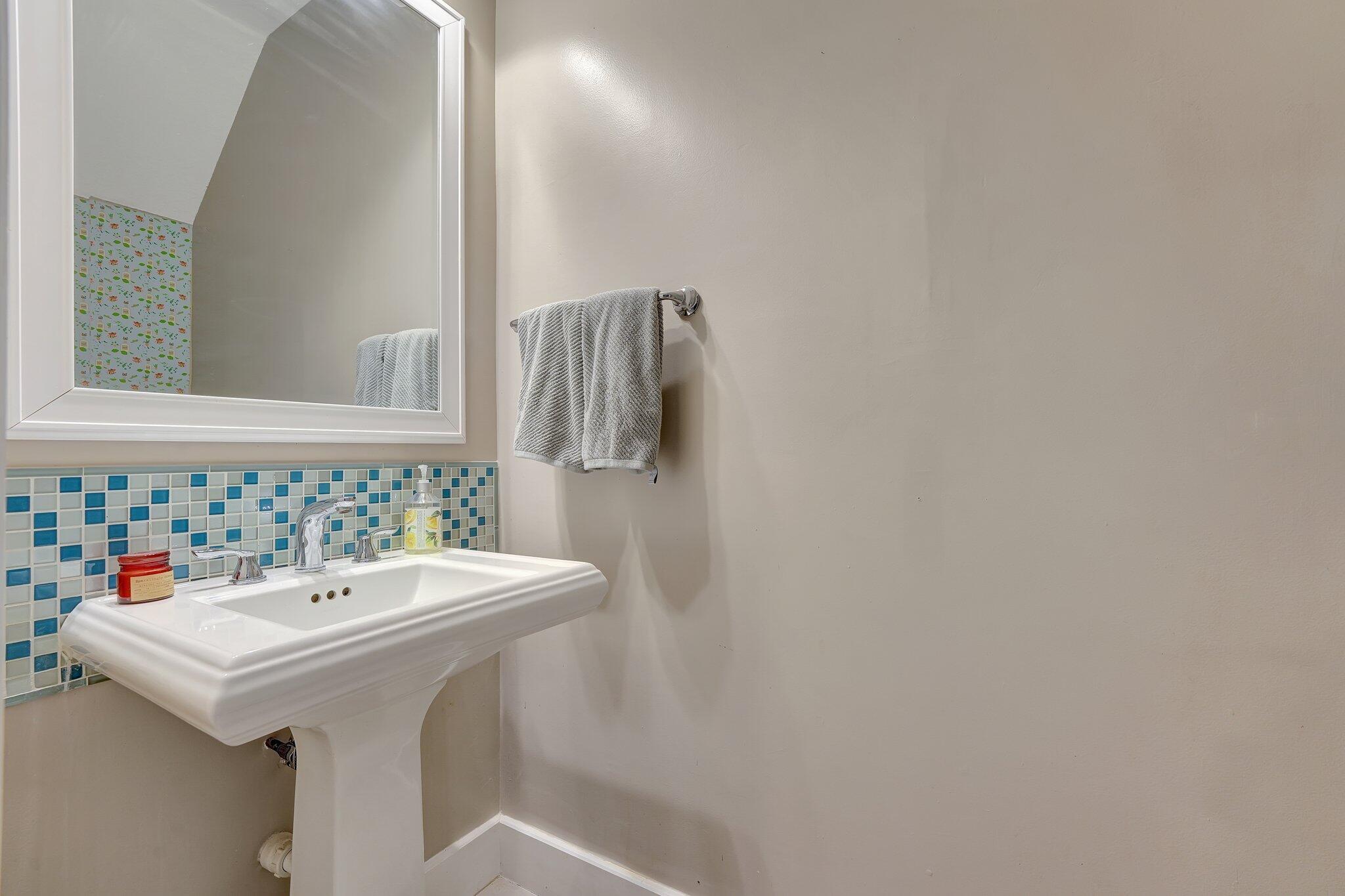 5560 NW 90th Terrace