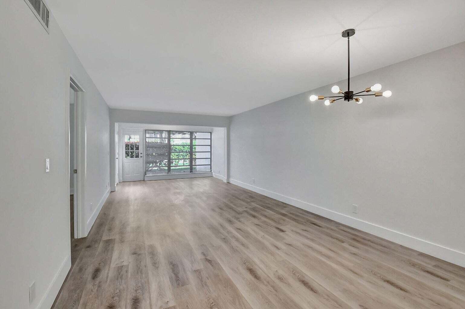 1011 Flame Vine Avenue 101