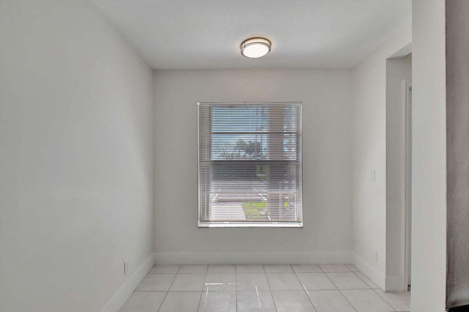 1011 Flame Vine Avenue 101