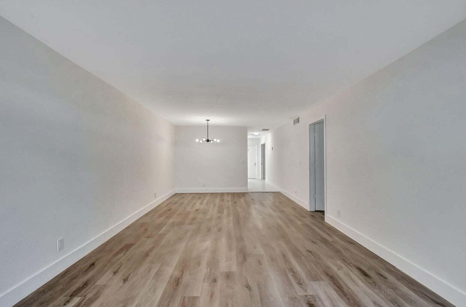 1011 Flame Vine Avenue 101
