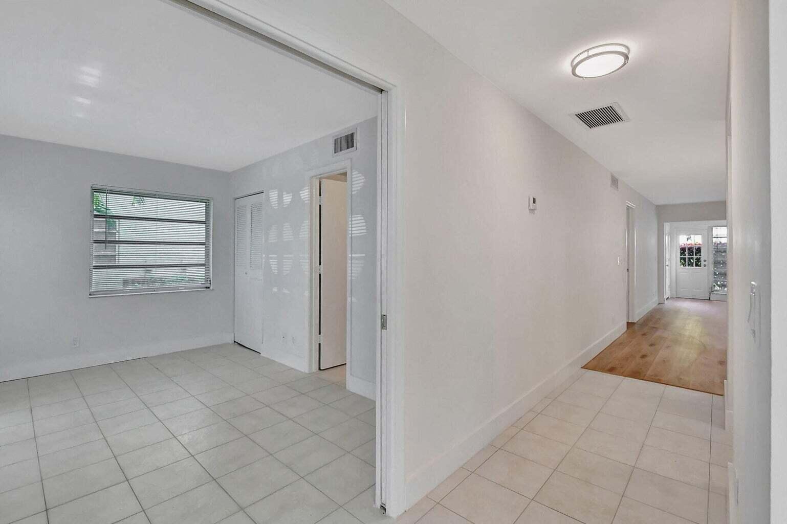 1011 Flame Vine Avenue 101