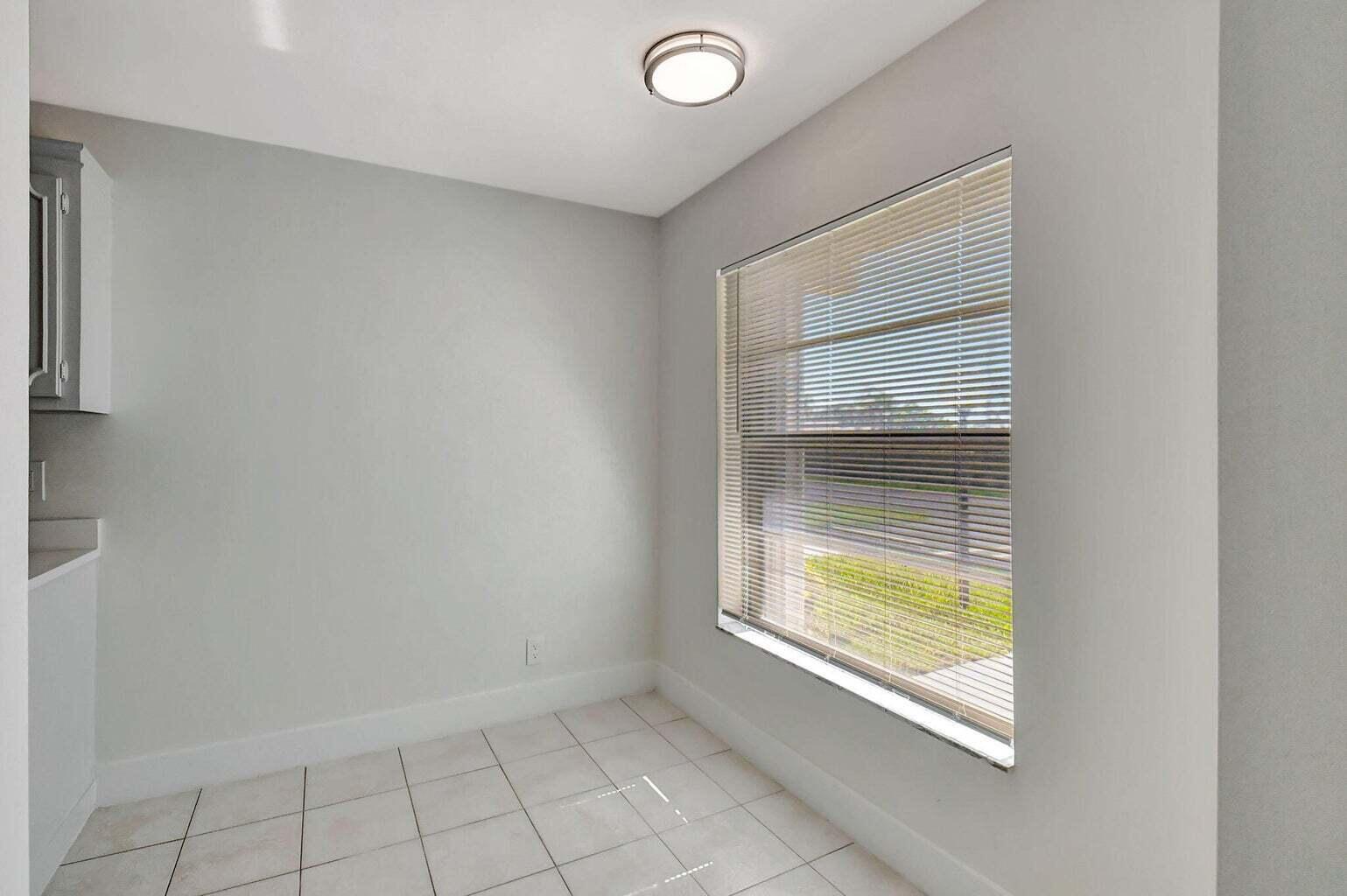 1011 Flame Vine Avenue 101