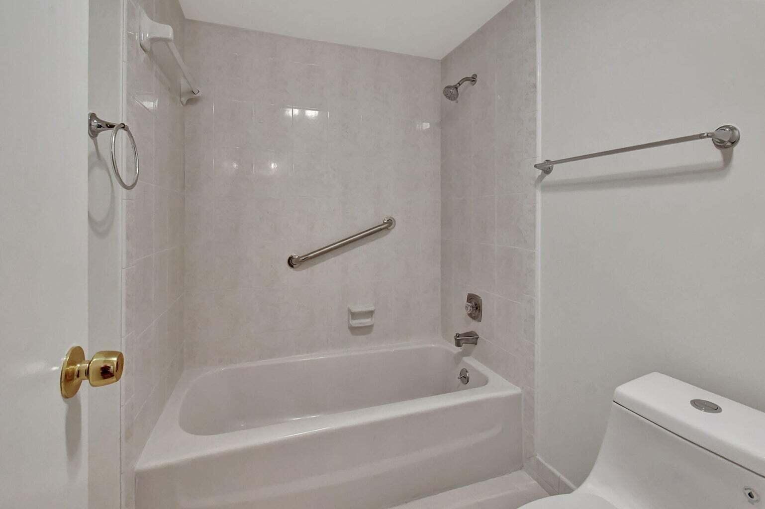 1011 Flame Vine Avenue 101