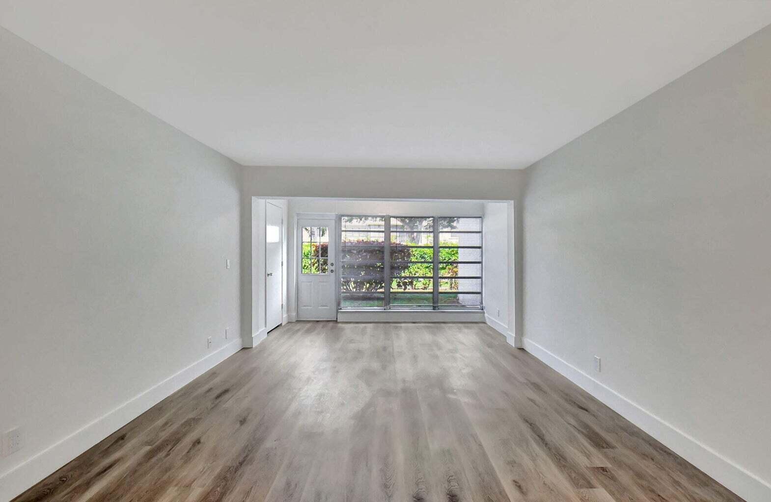 1011 Flame Vine Avenue 101