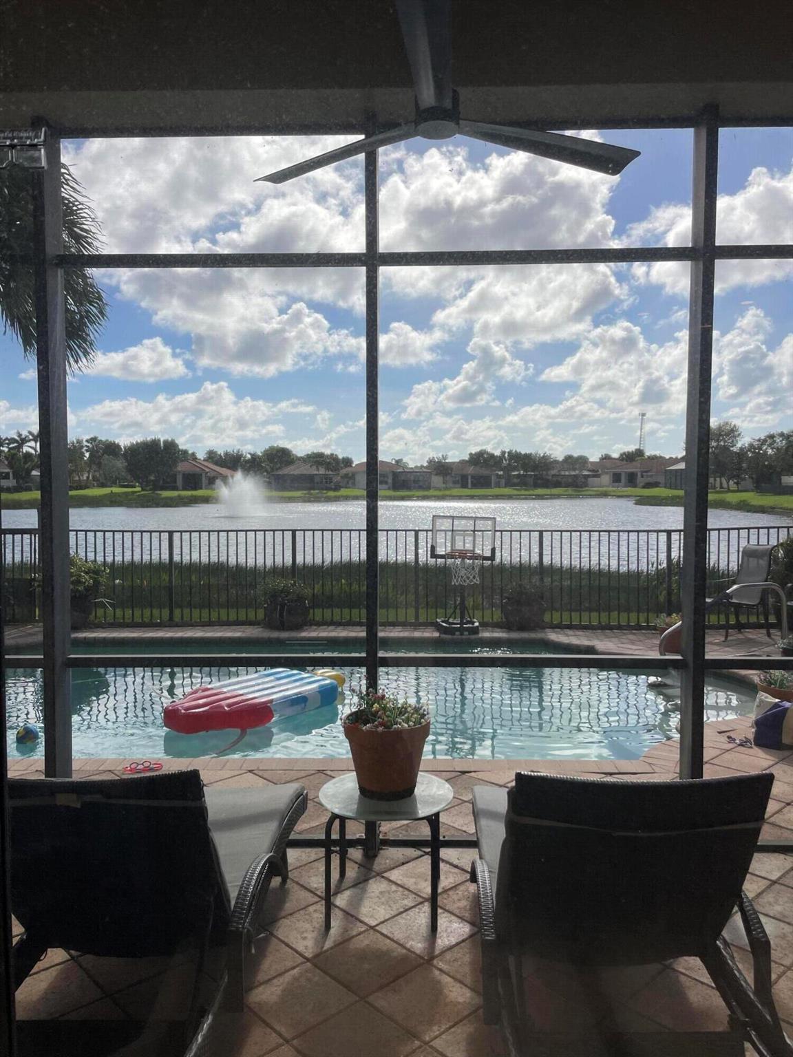 9823 Isles Cay Drive