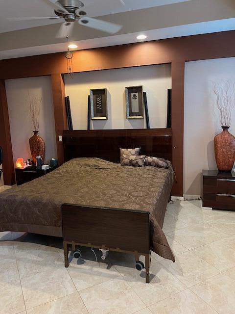 9823 Isles Cay Drive