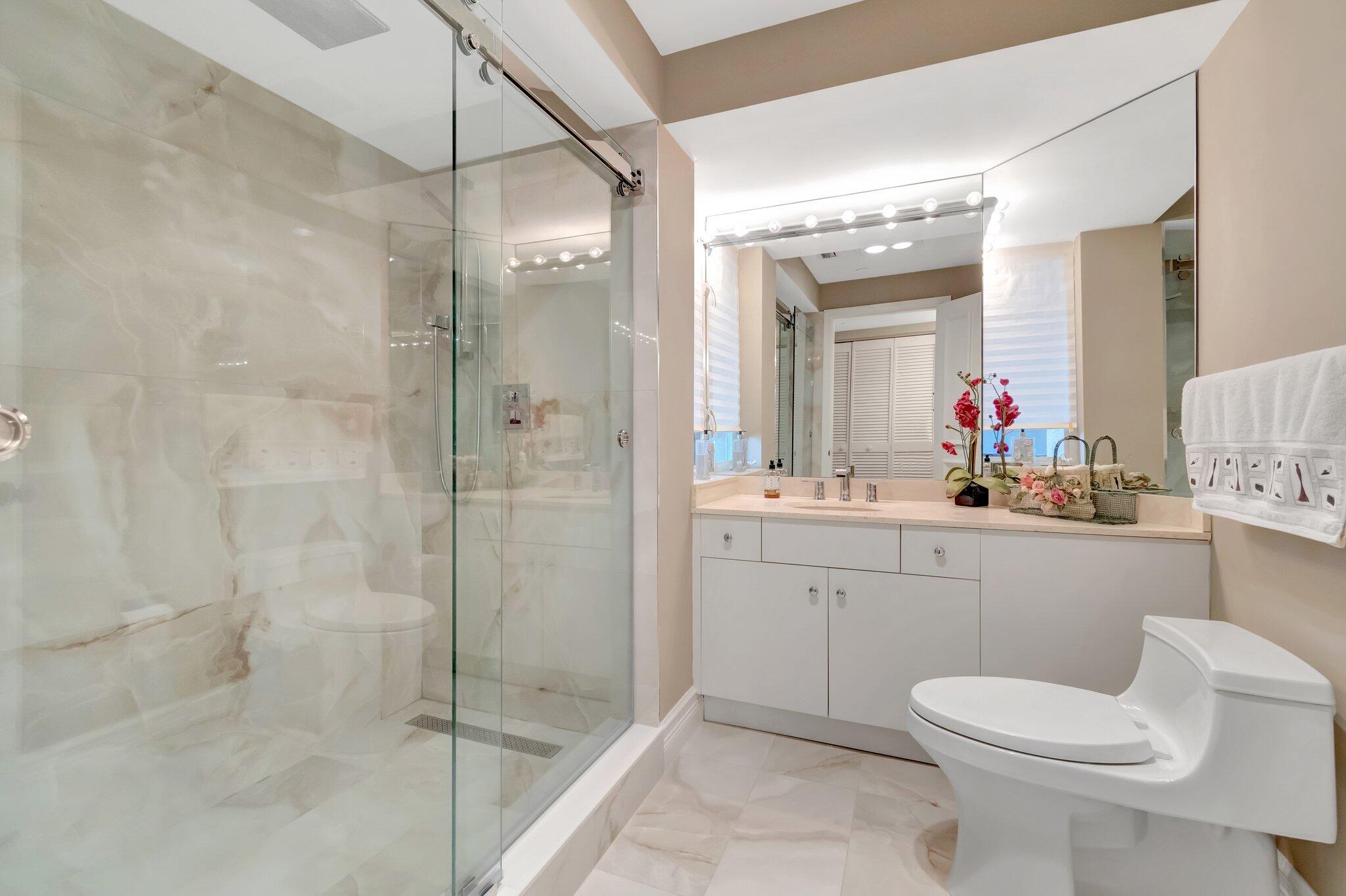 300 SE 5th Avenue 6160