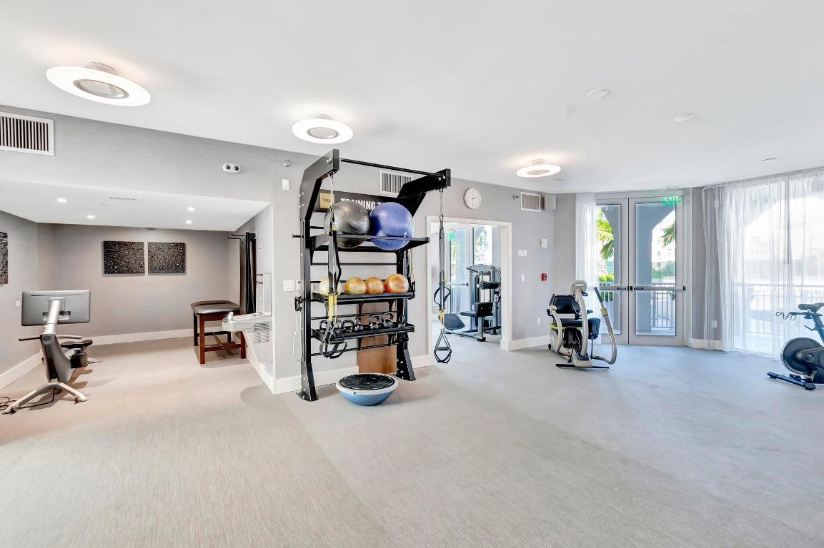 300 SE 5th Avenue 6160