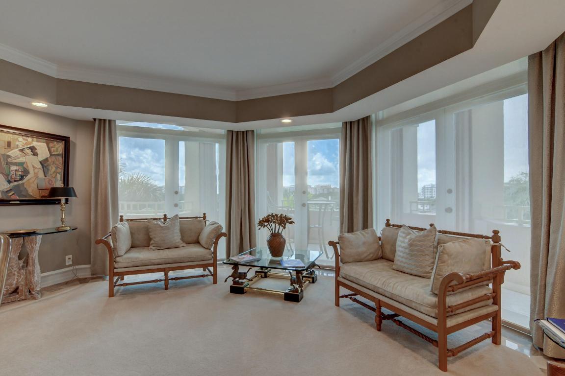 300 SE 5th Avenue 6160