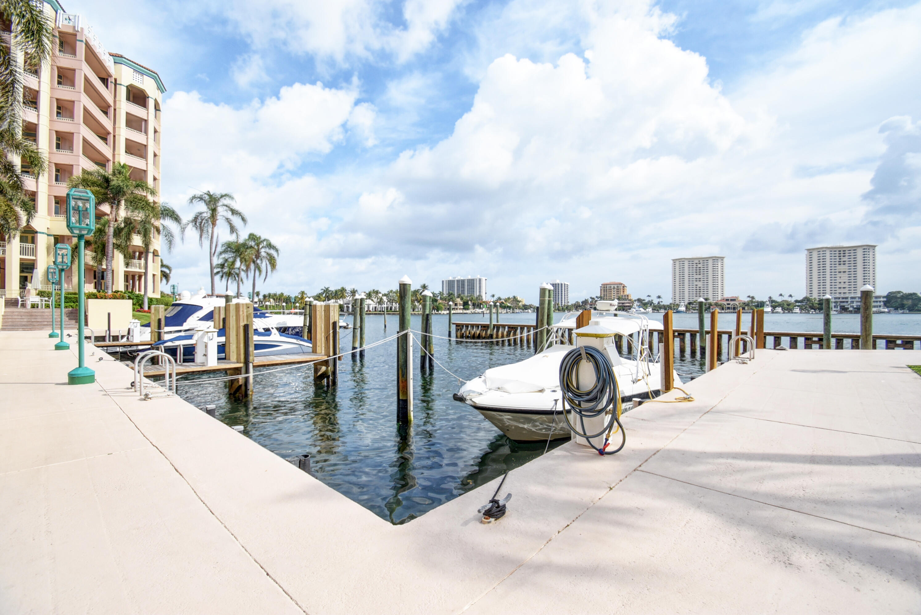 300 SE 5th Avenue 6160