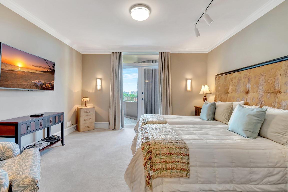 300 SE 5th Avenue 6160