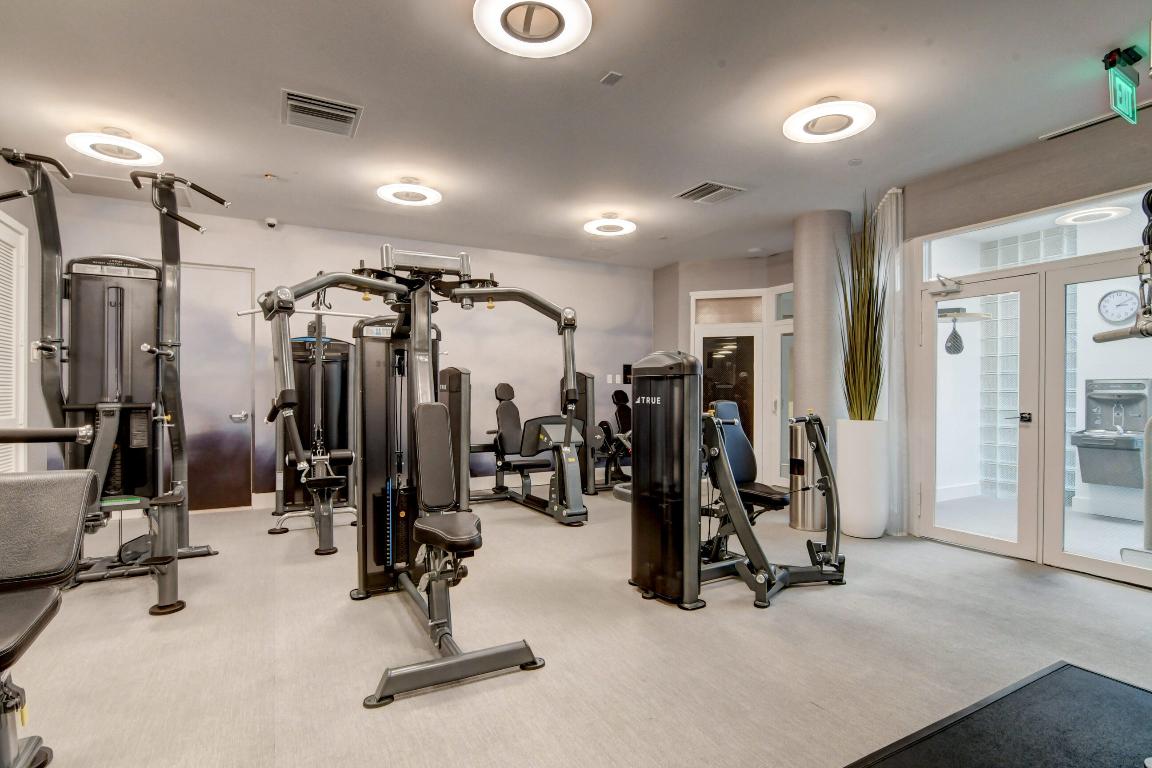 300 SE 5th Avenue 6160