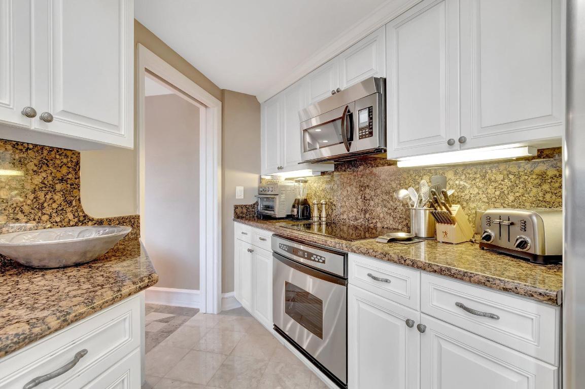 300 SE 5th Avenue 6160