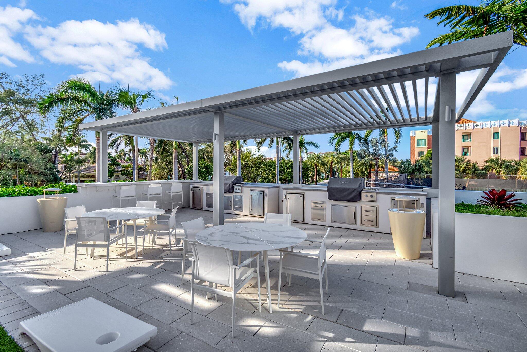 300 SE 5th Avenue 6160