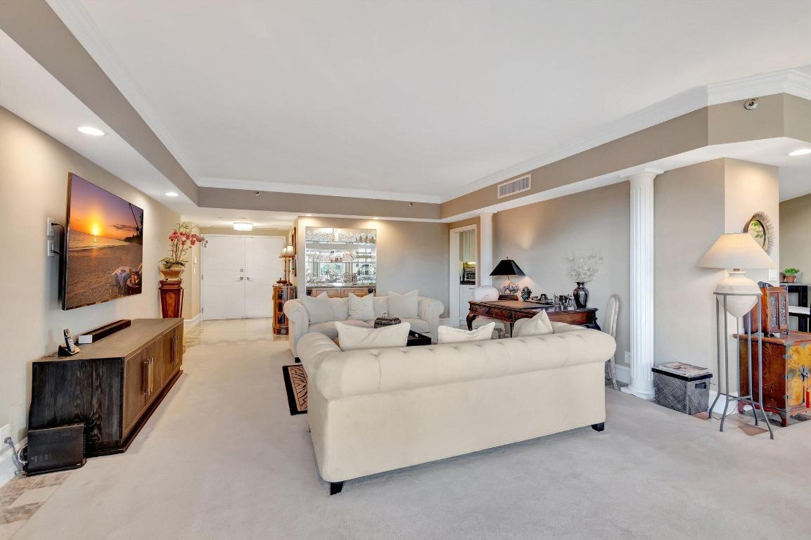 300 SE 5th Avenue 6160