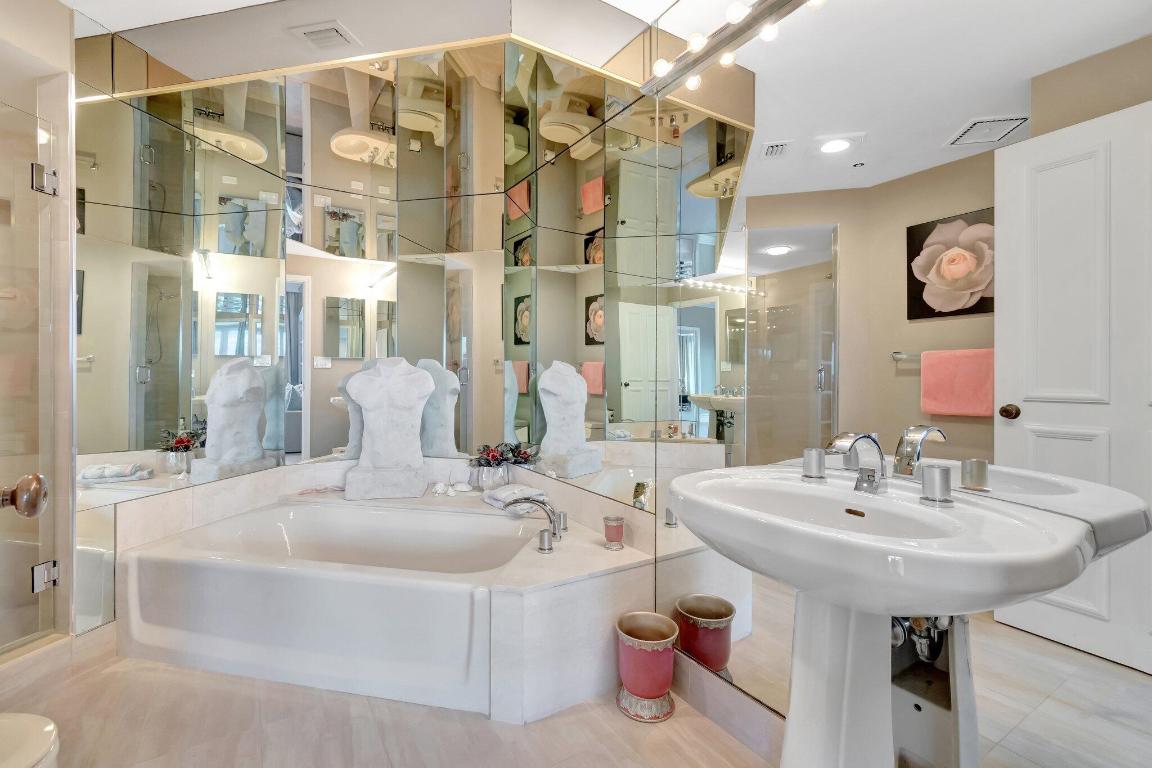 300 SE 5th Avenue 6160