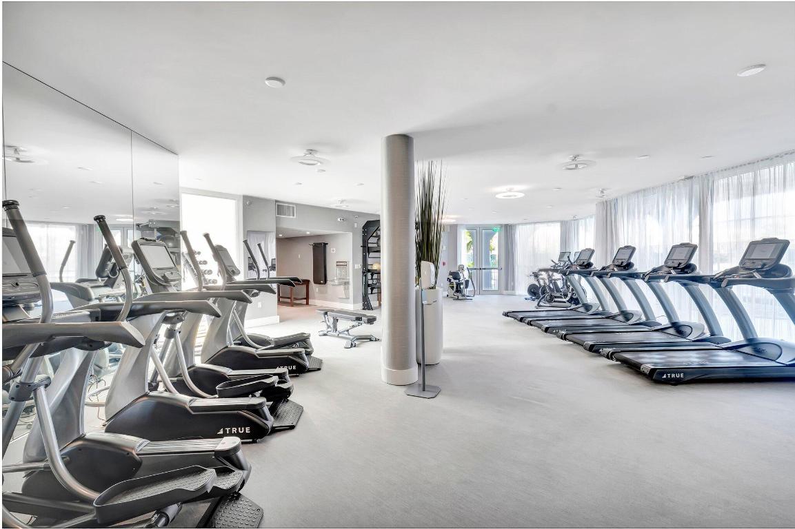 300 SE 5th Avenue 6160