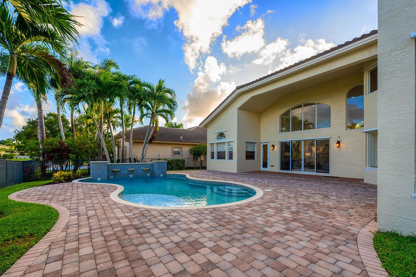 10718 Canyon Bay Lane