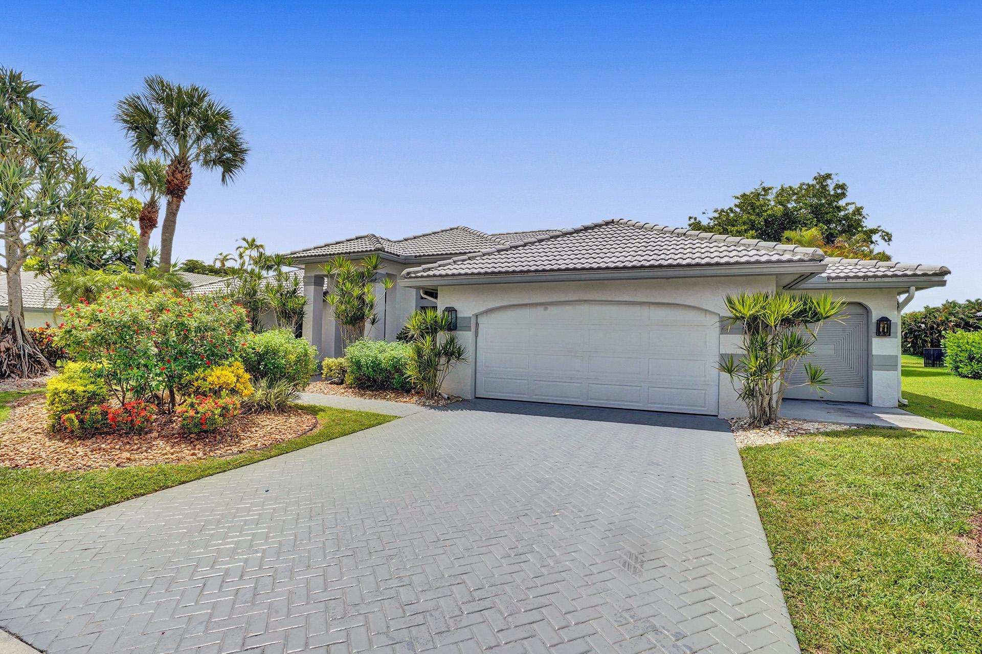 11115 Boca Woods Lane