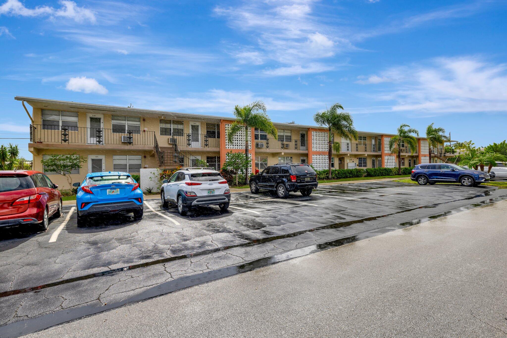 2106 NE 56th Court 102