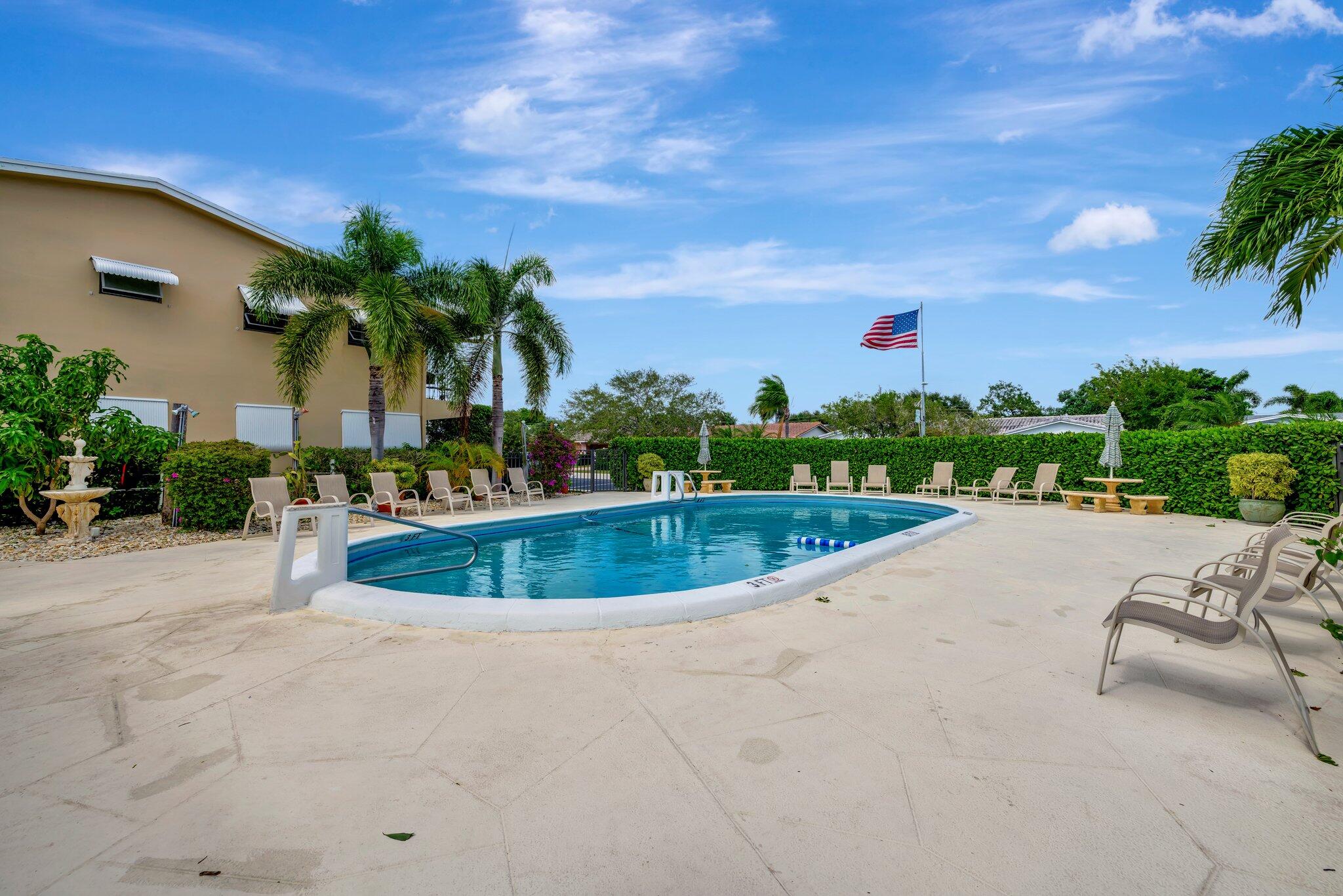 2106 NE 56th Court 102