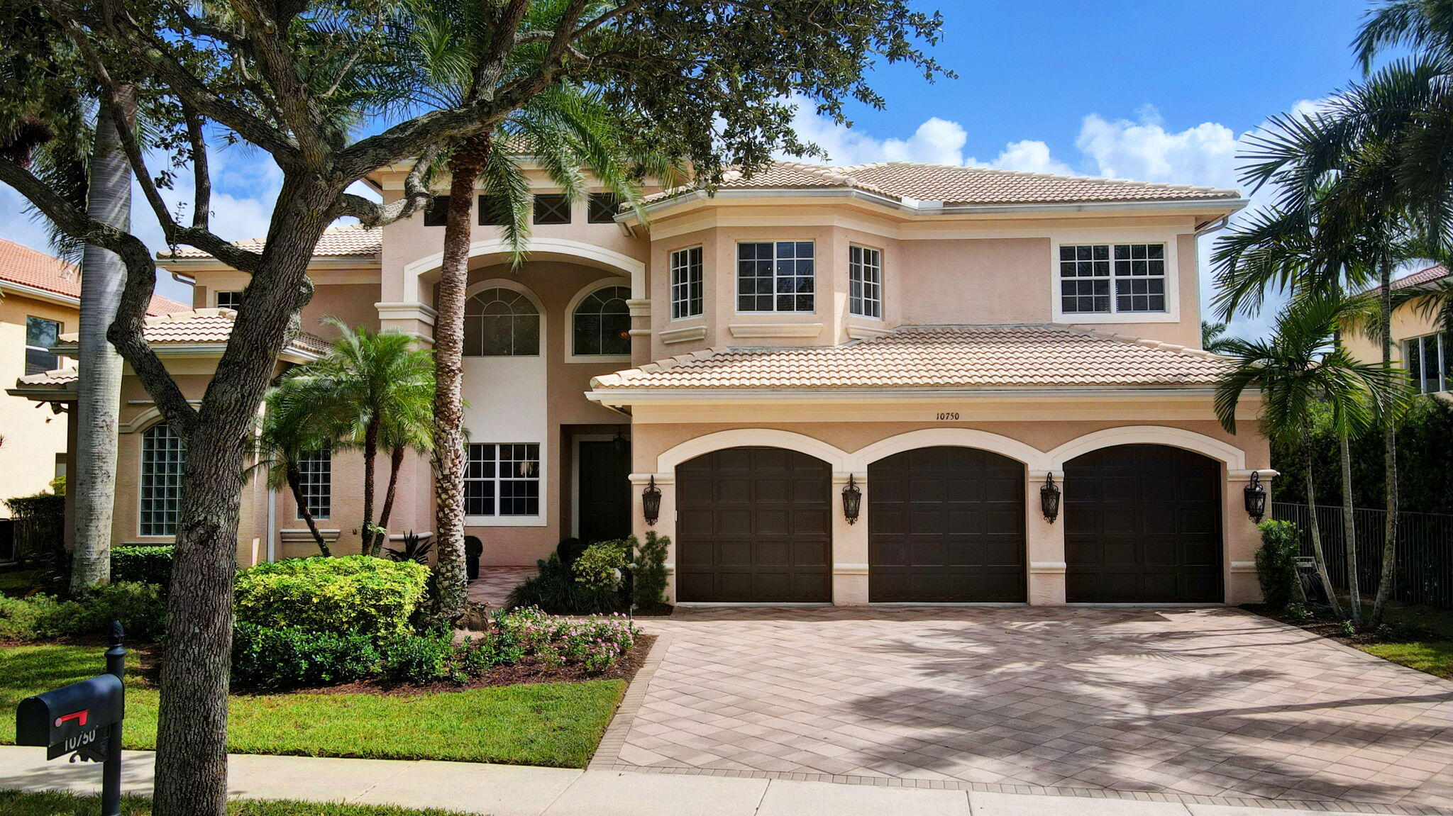 10750 Canyon Bay Lane