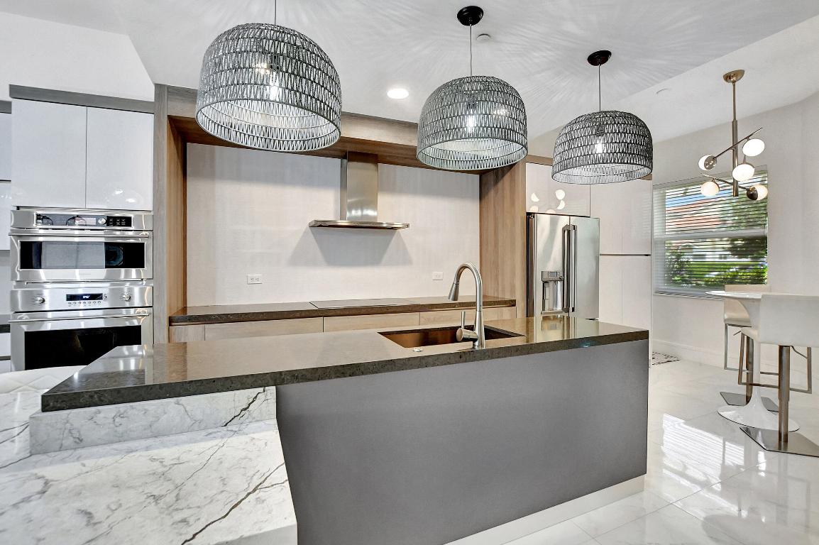 2481 NW 59th Street 901