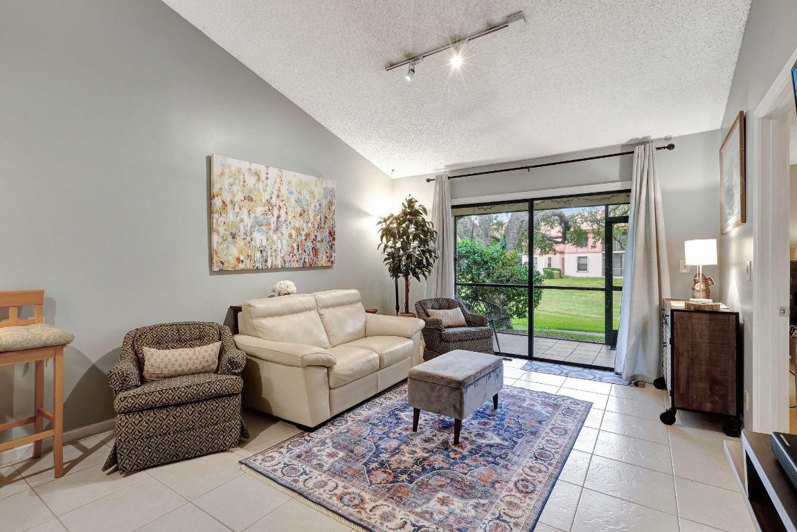 3078 Inglewood Terrace