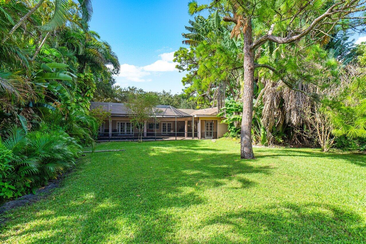 7276 Encina Lane