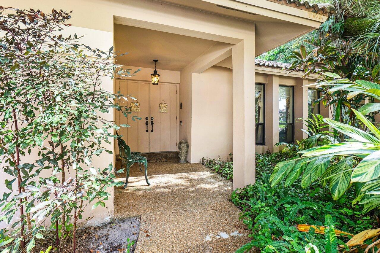 7276 Encina Lane