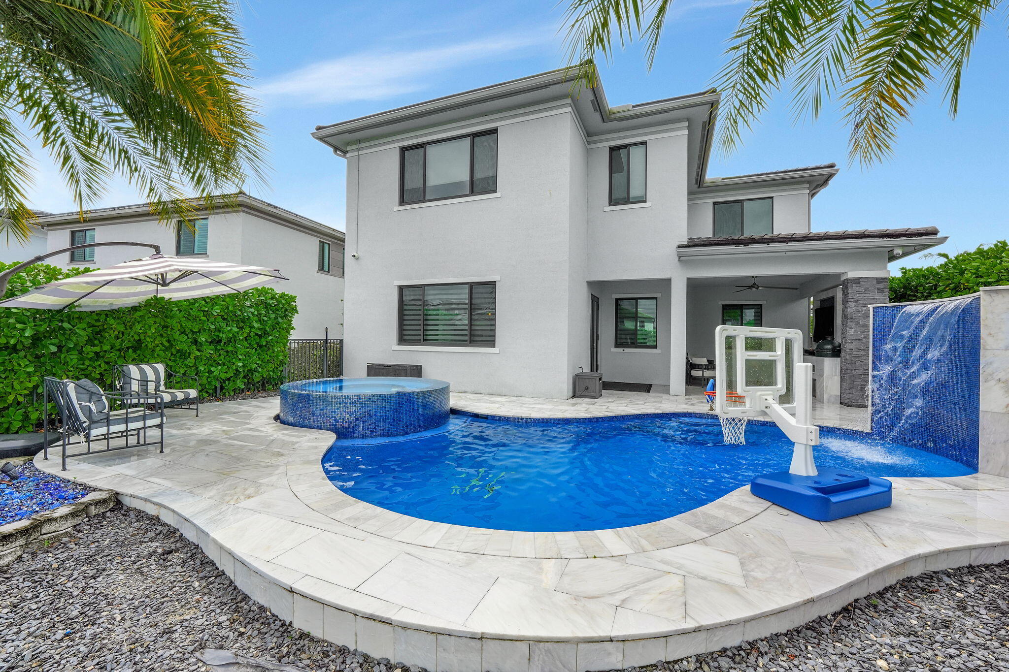 10795 Windward Street