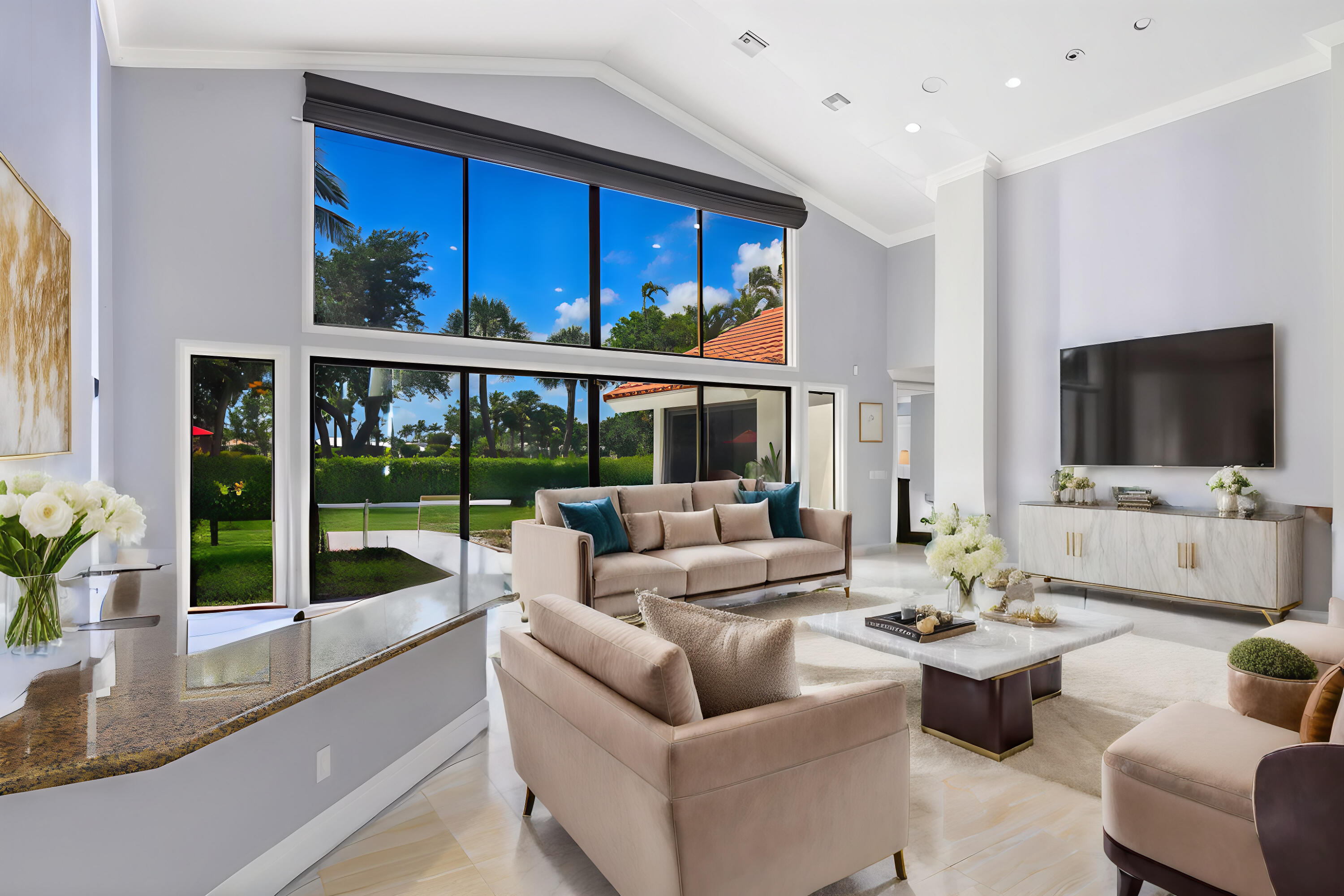 4335 Bocaire Boulevard