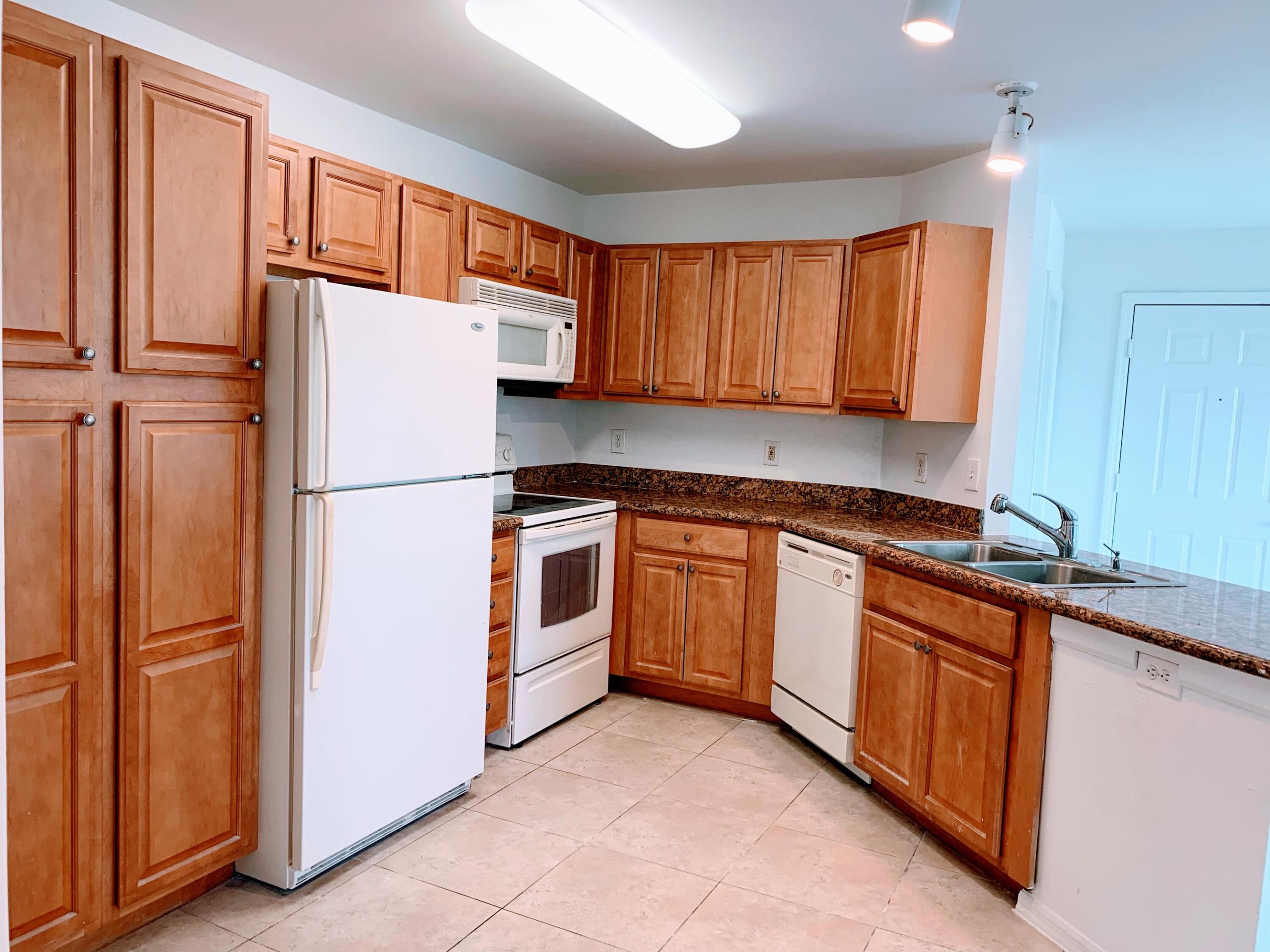 4015 W Mcnab Road D312