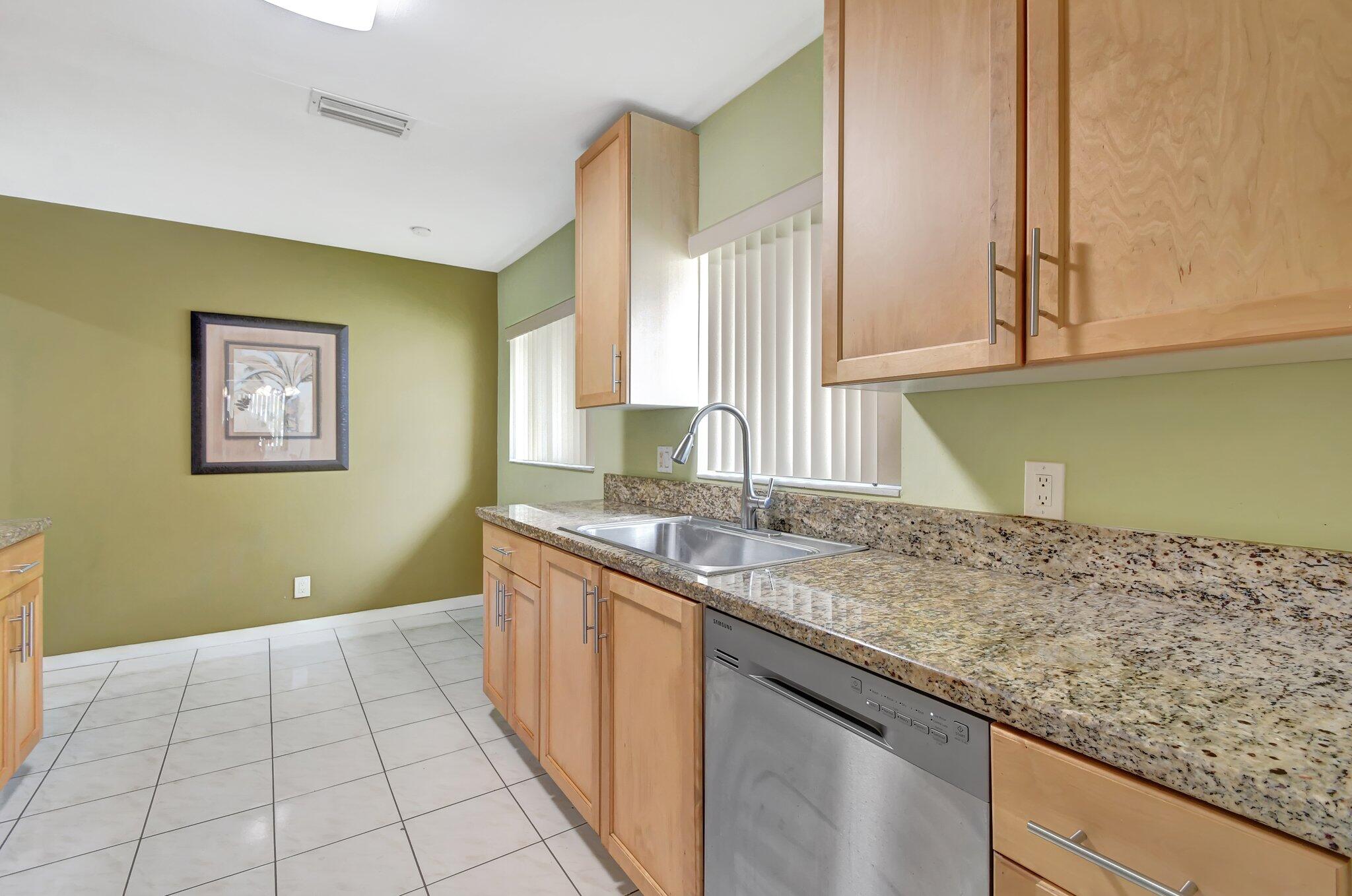 1687 SW 20th Terrace