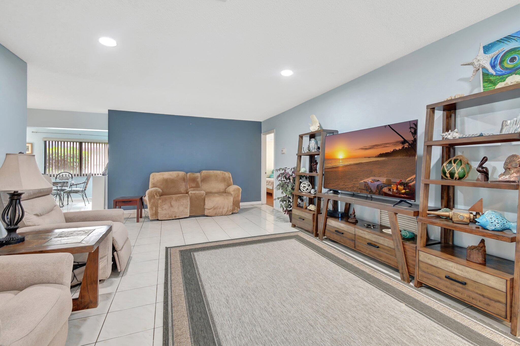 1687 SW 20th Terrace