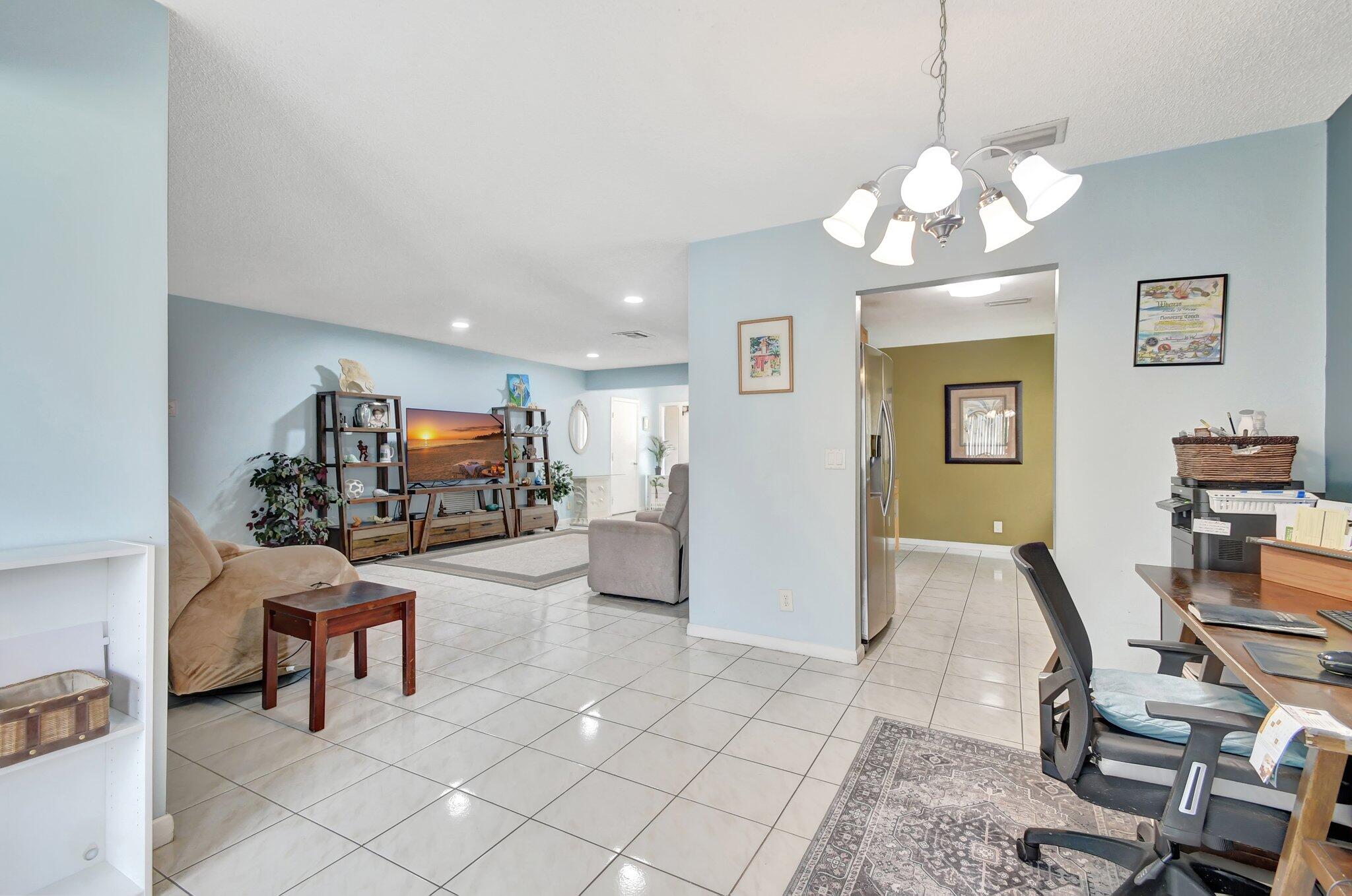 1687 SW 20th Terrace