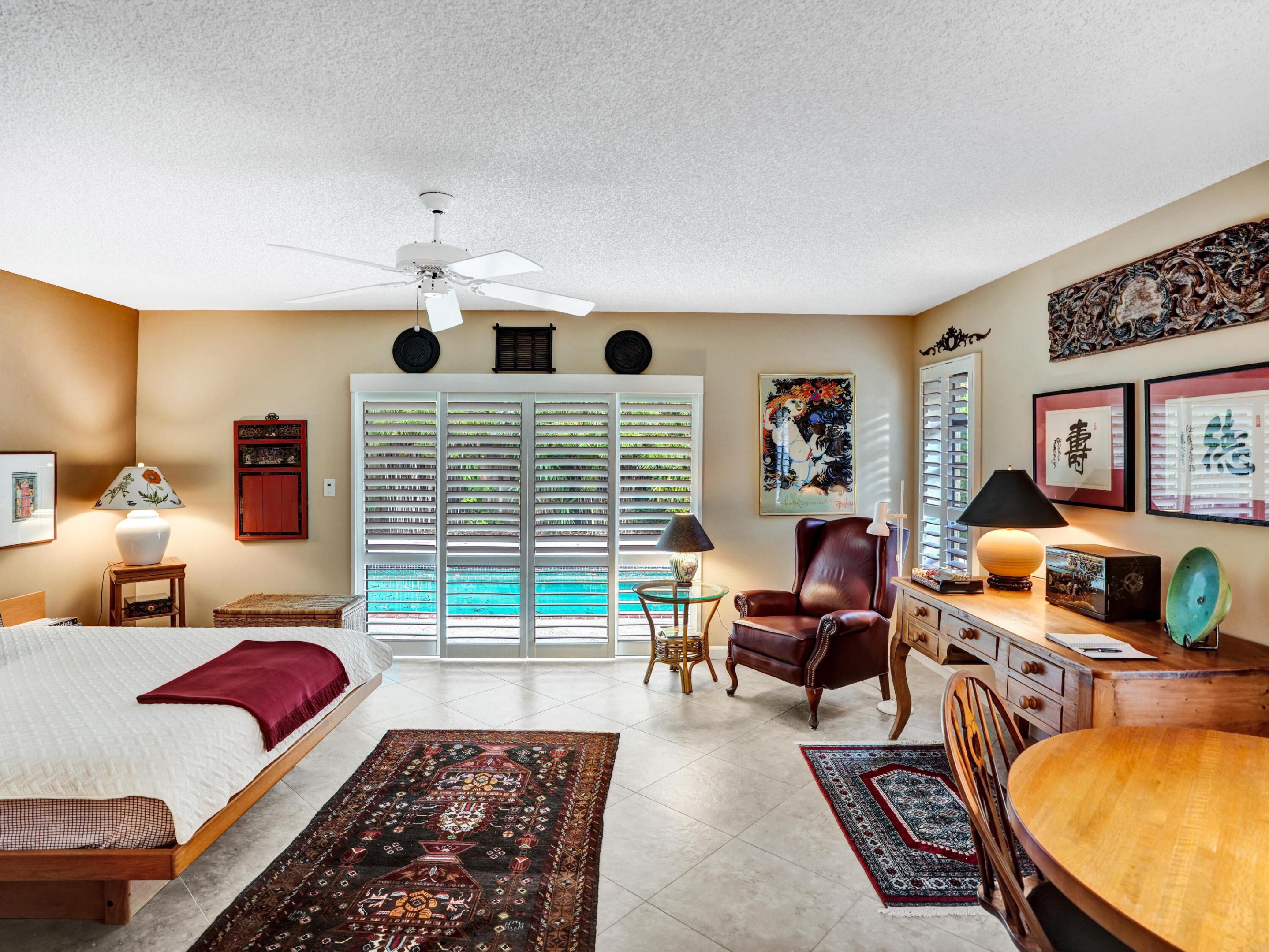 2710 NW 27th Avenue