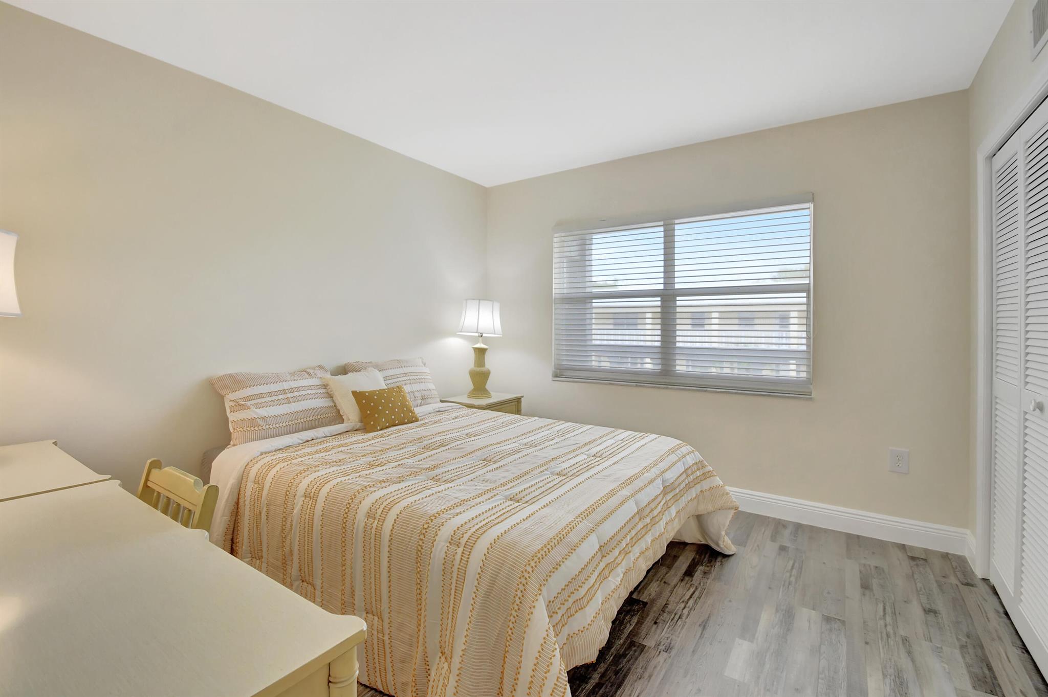 9872 Marina Boulevard 1428