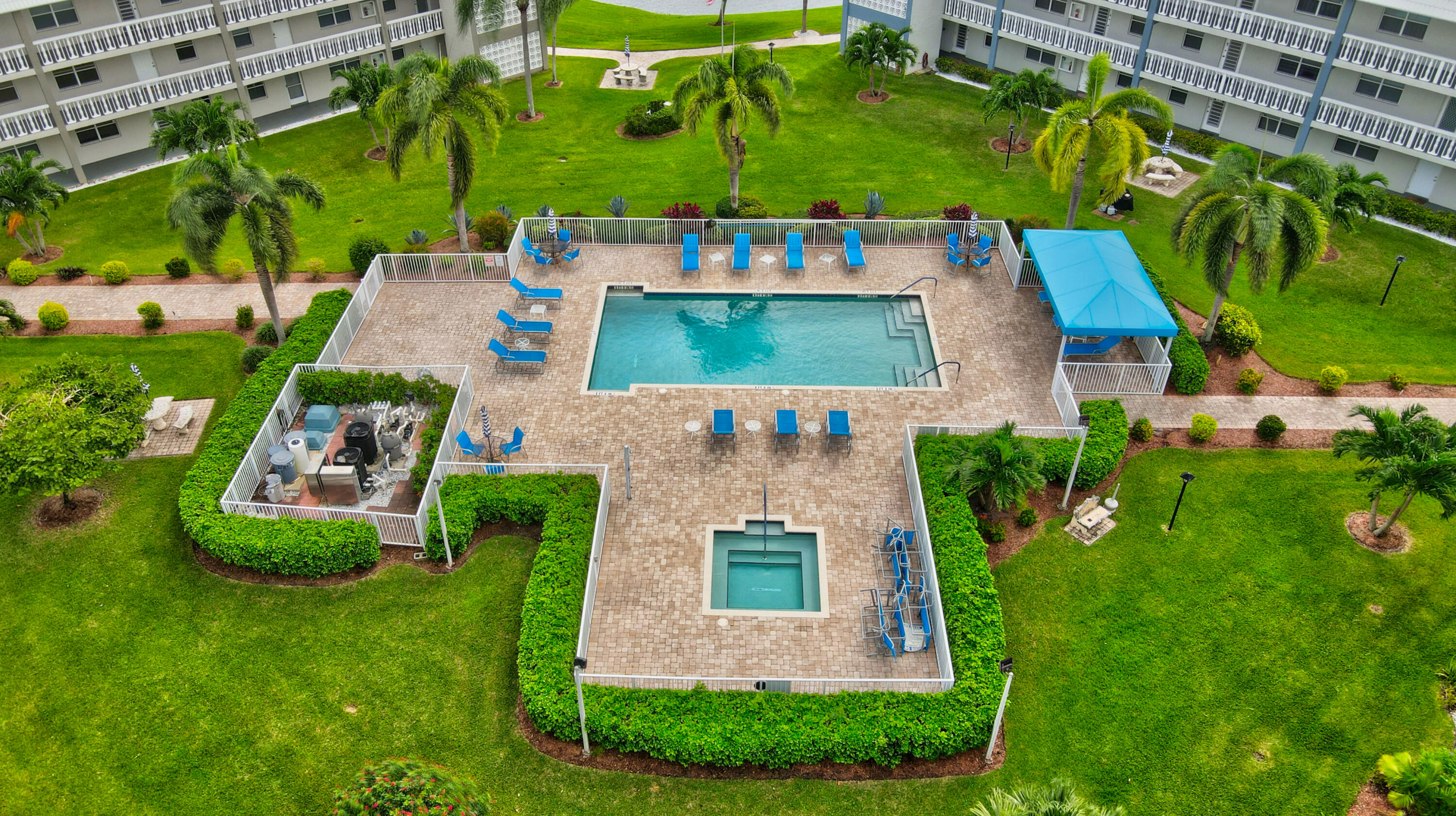 9872 Marina Boulevard 1428