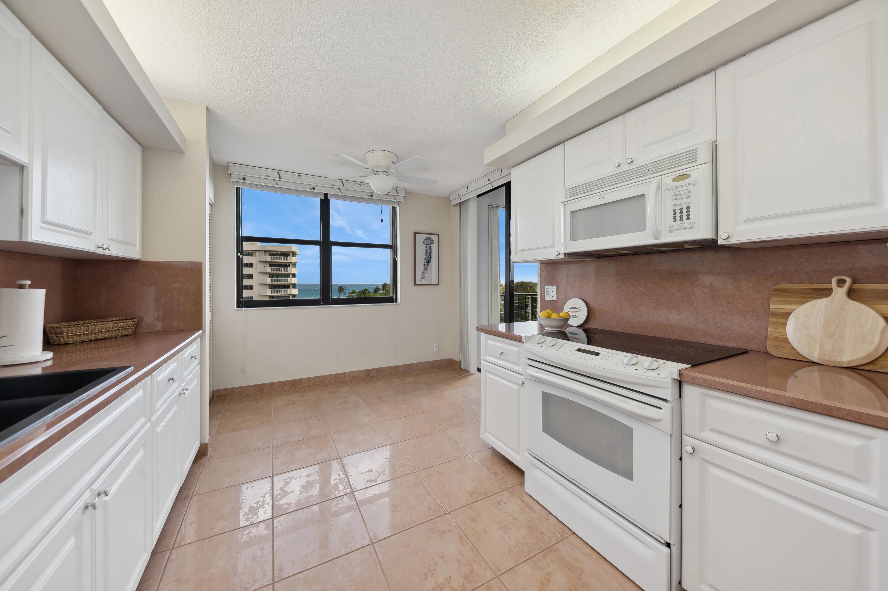 4600 S Ocean Boulevard 703