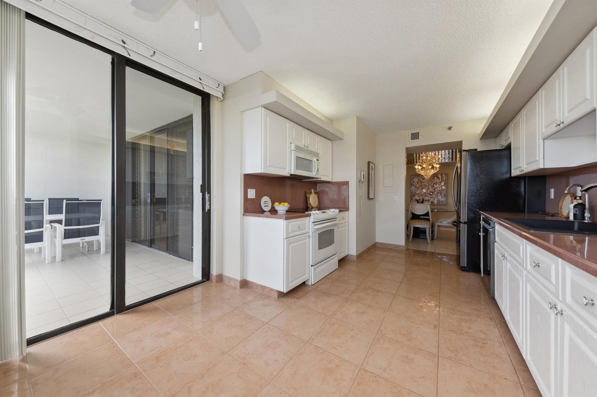 4600 S Ocean Boulevard 703