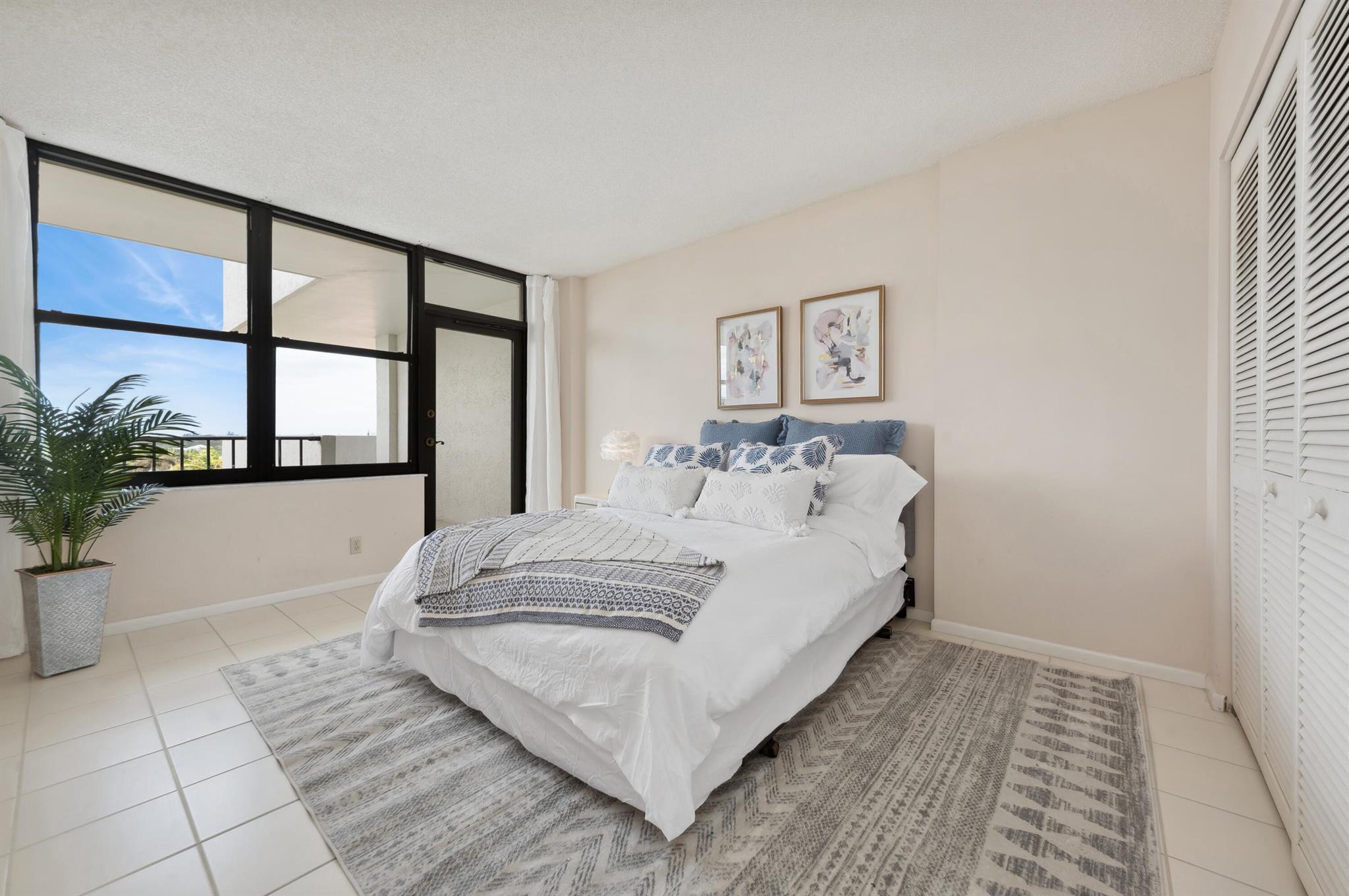 4600 S Ocean Boulevard 703