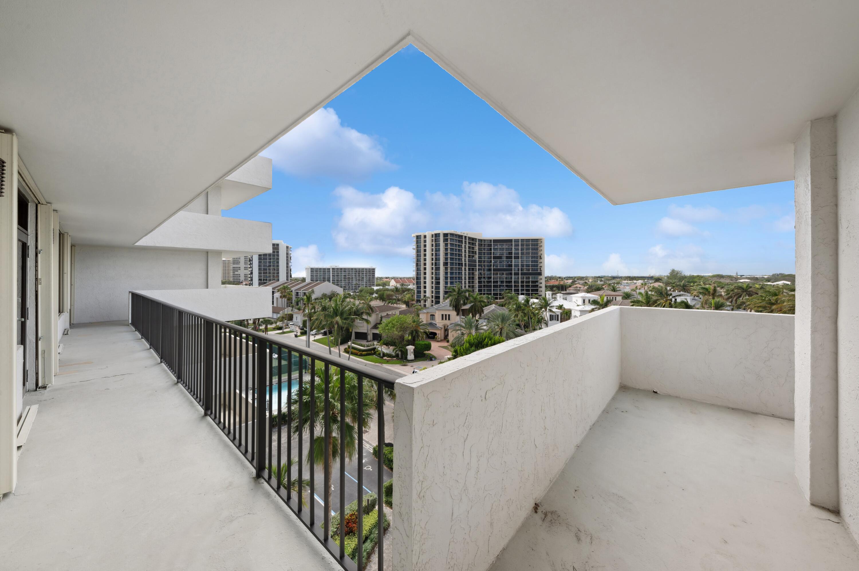 4600 S Ocean Boulevard 703