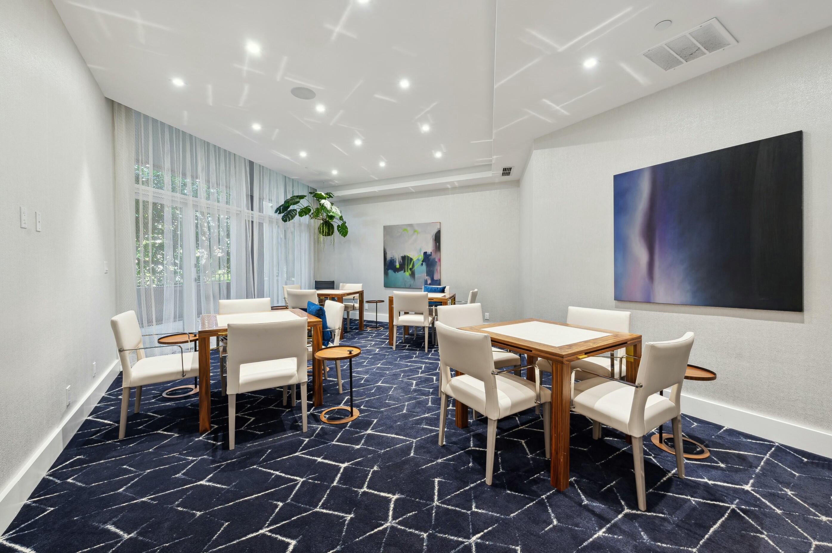 300 SE 5th Avenue 2090