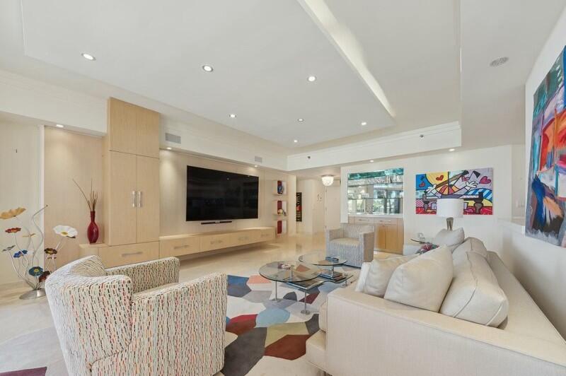 300 SE 5th Avenue 2090