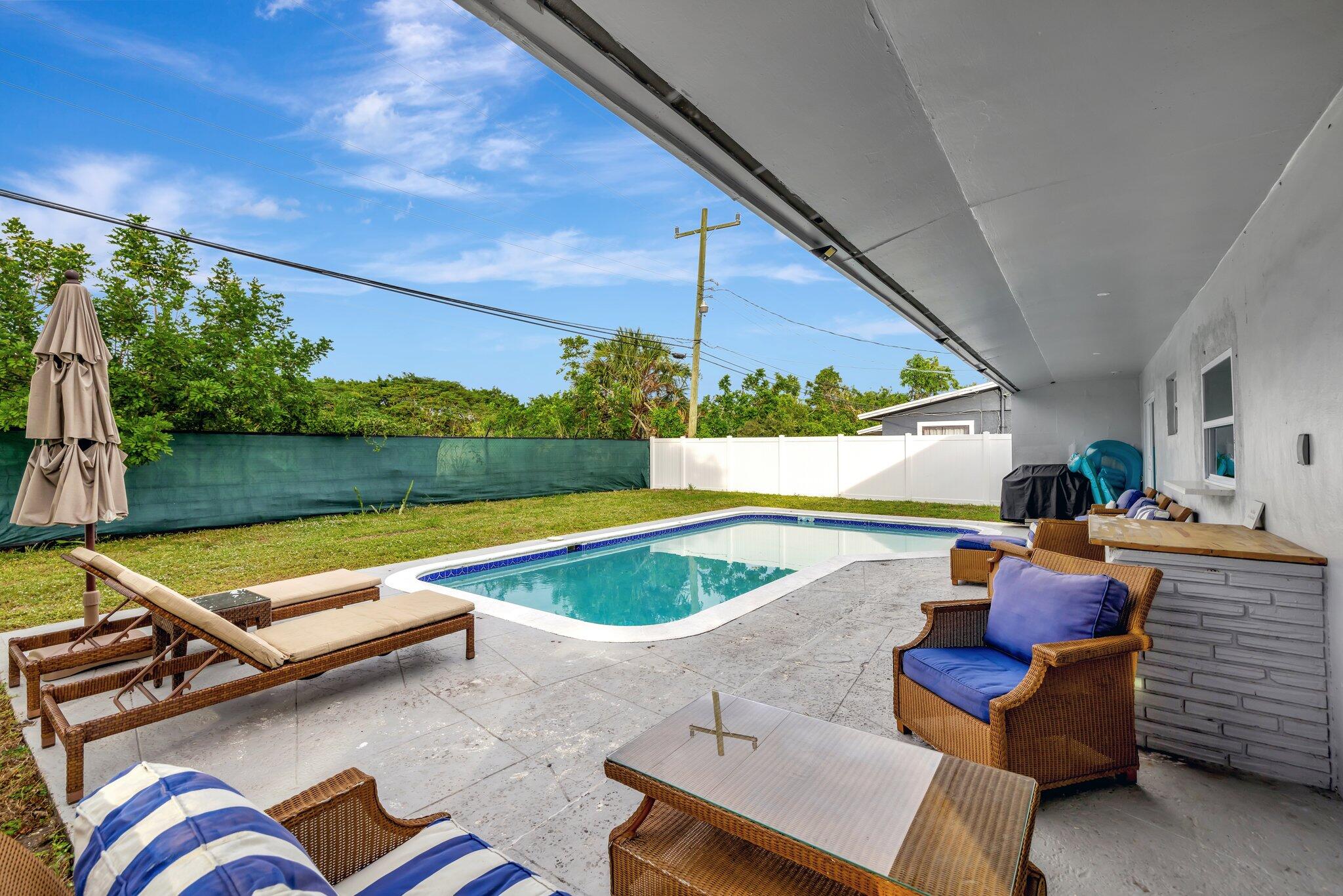 231 NW 21st Street