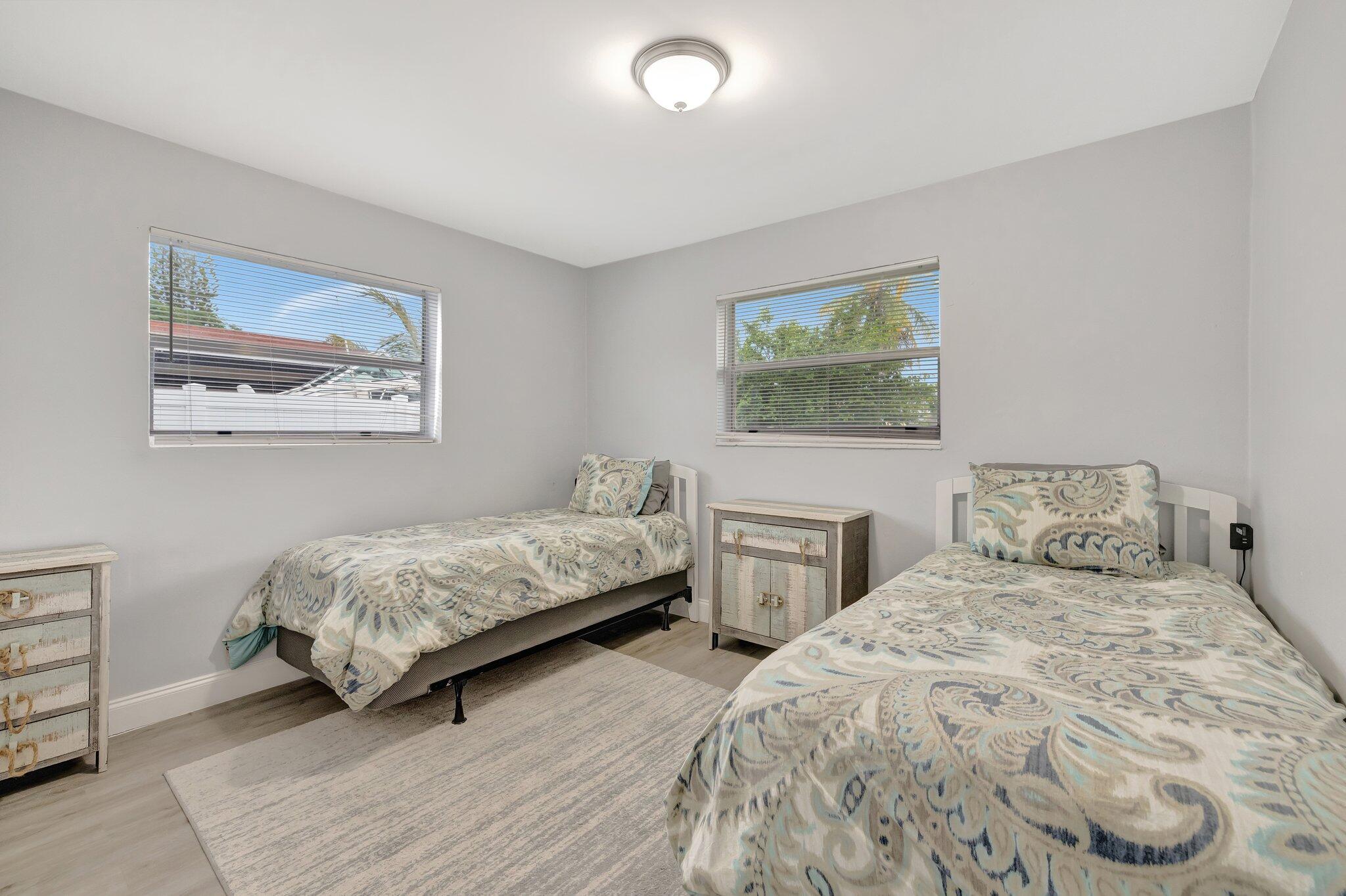 231 NW 21st Street