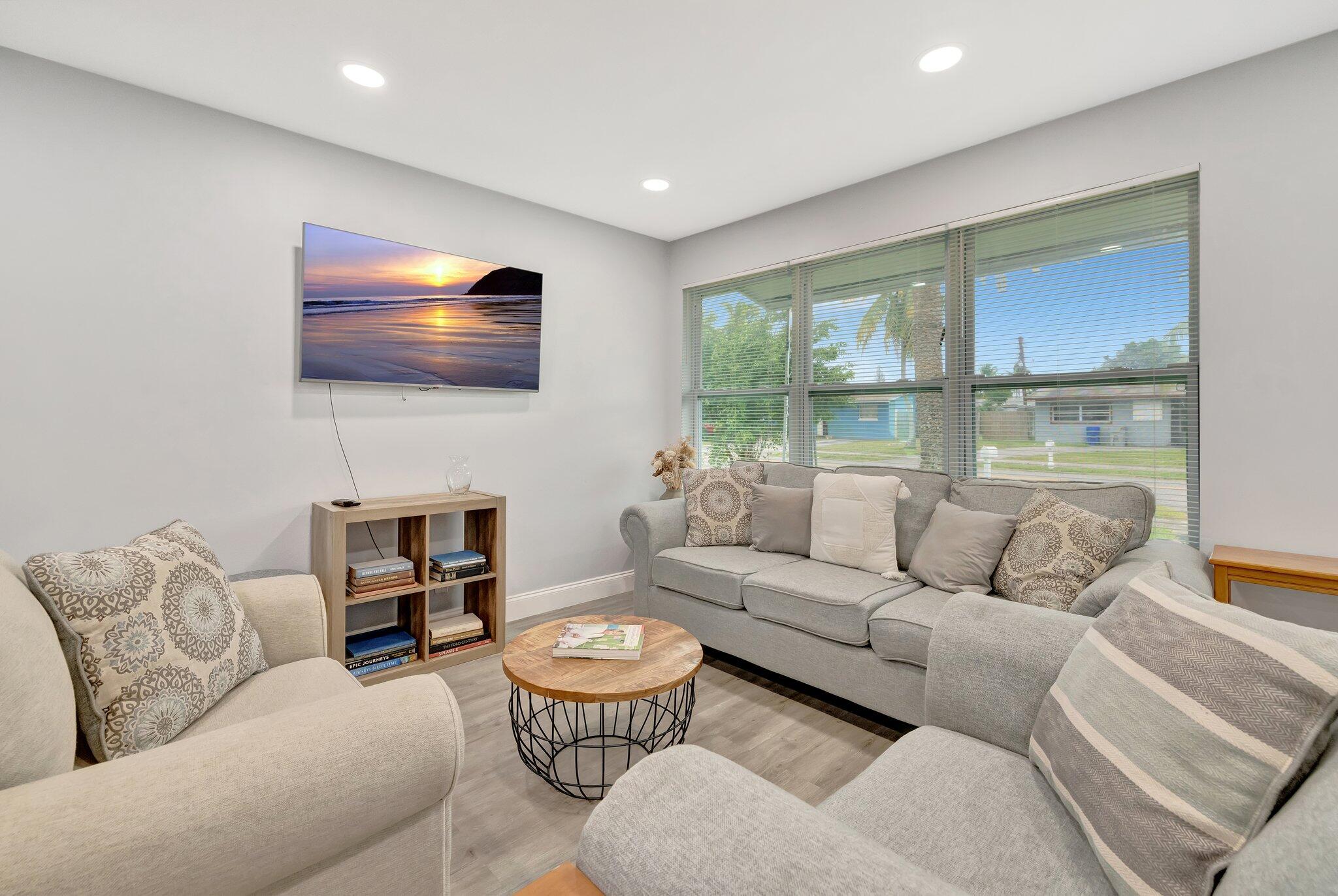 231 NW 21st Street